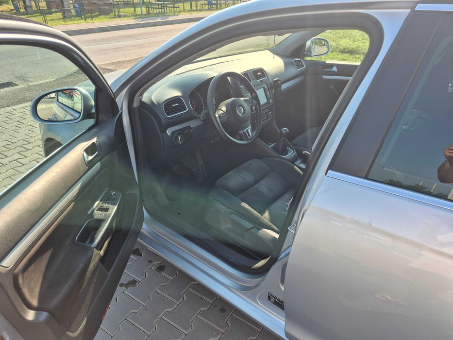 VOLKSWAGEN Golf 2011 — imagine 5