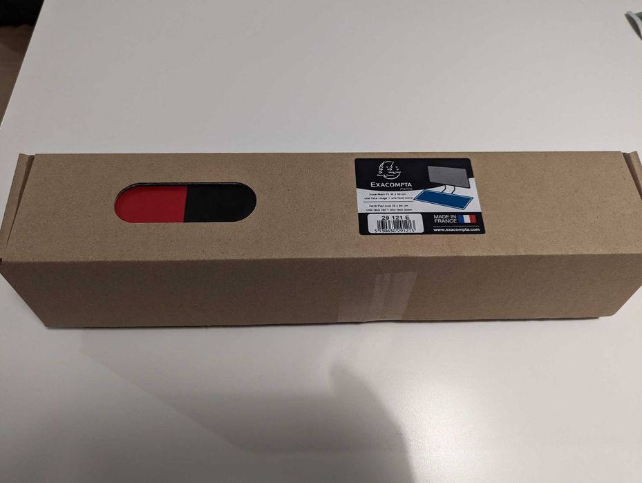 Подложка за бюро Exacompta, 35x60 см, PU кожа, 2 страни, Черен/Червен