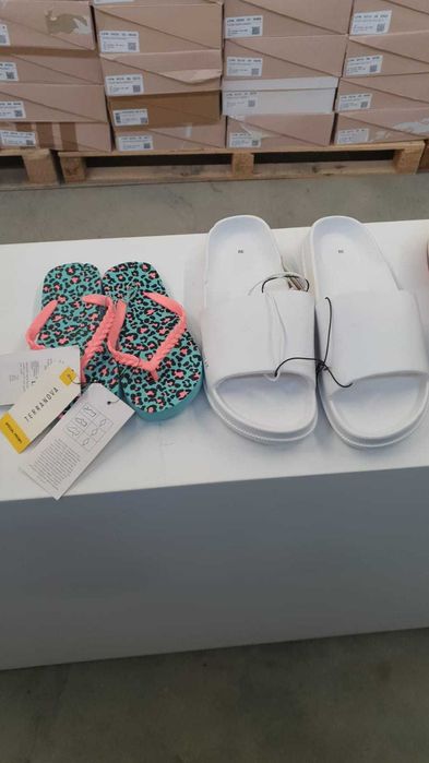 Engros Papuci de plaja/Slapi de plaja - Loturi de 100 perechi