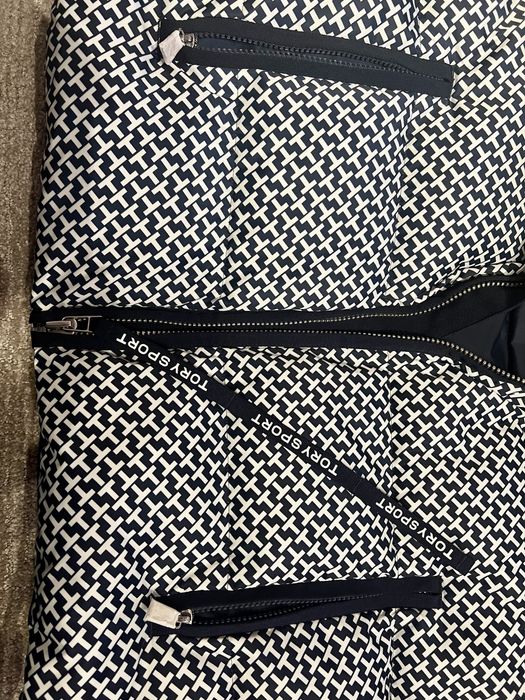 Tory Burch noua cu eticheta