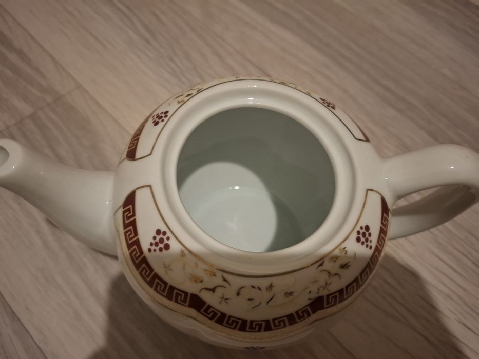 Продам  заварной  чайник