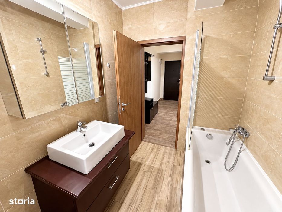Apartament decomadnat, 60 mp,  bloc nou 2017, parcare