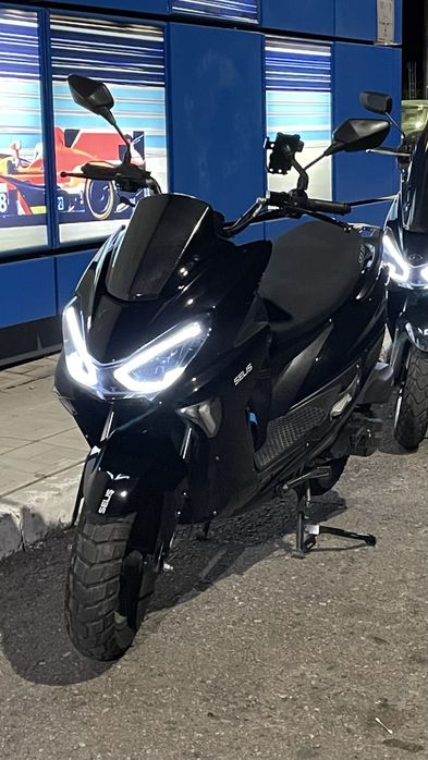 Макси скутер 150сс