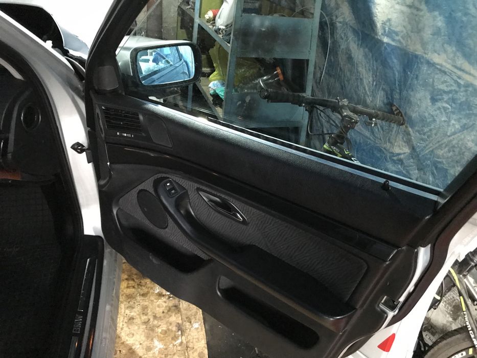 BMW на запчасти продам