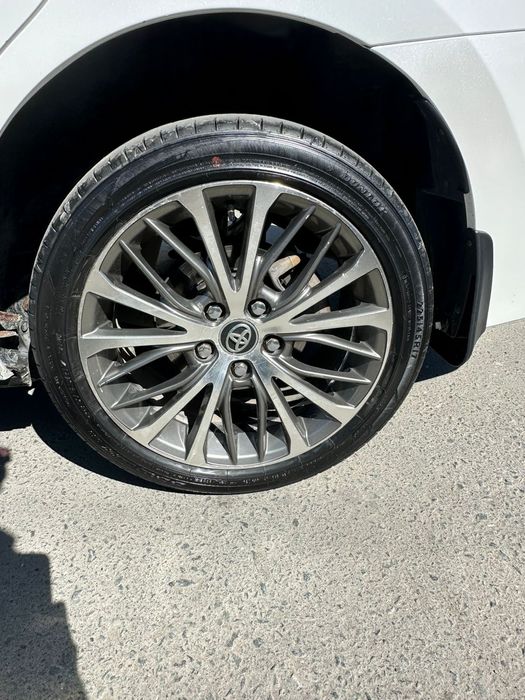 Продам Тойота Corolla