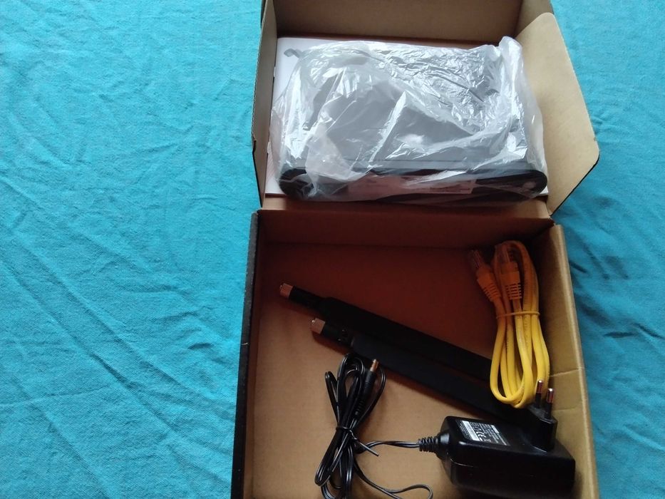 4G LTE RUTER за мобилен интернет сим карти на A1-чисто нов запечатан