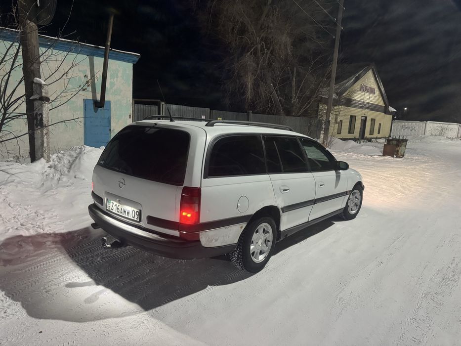 Продам Опель омега универсал