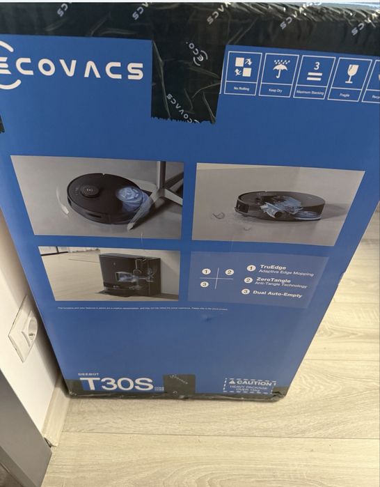 Pret Fix! Aspirator robot ecovacs t30s combo complete sigilat
