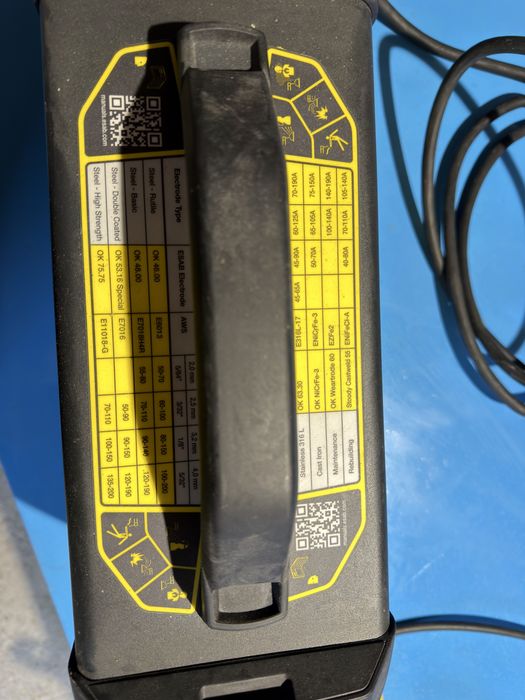 Aparat de sudura marca ESAB ROGUE ES 180i