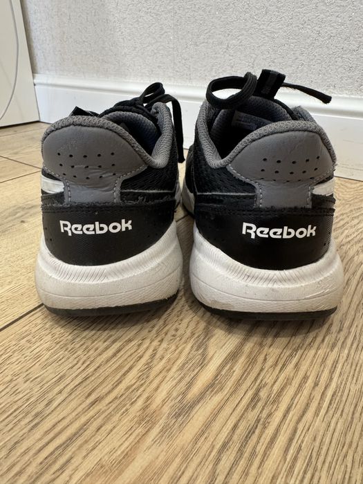 Кроссовки Reebok