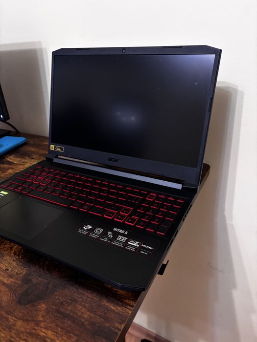 Acer Nitro 5 // 16GB RAM// GTX 1650// 512 GB SSD NVMe.2
