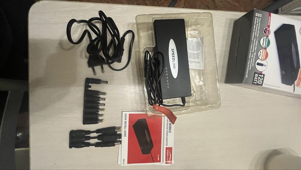 Incarcator universal Laptop 15-24V