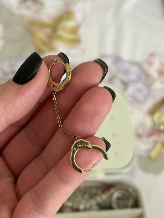 Серебряная одиночная серьга ''Наручники'' WANNA?BE! E323-03