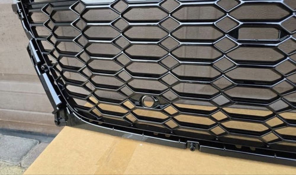 Ауди RS6 C8 решетка Оригинална