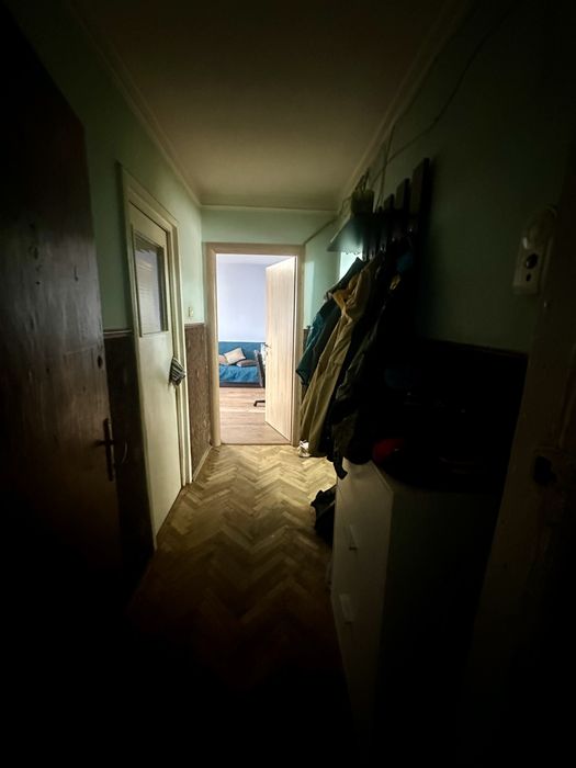 Vand apartament 4 camere zona Galata, etajul 1 din 4
