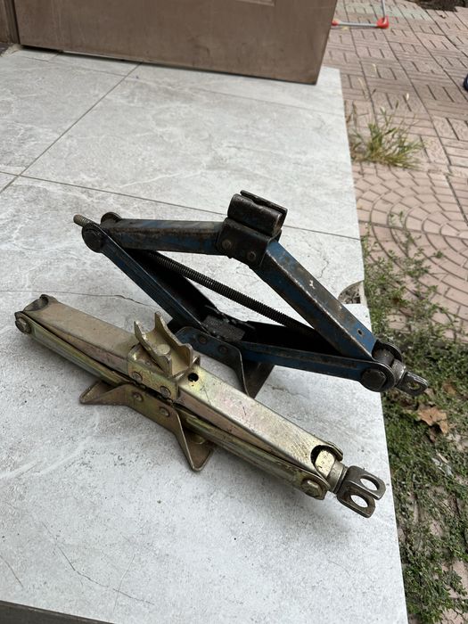 Универсальные поперечные на релинги ,