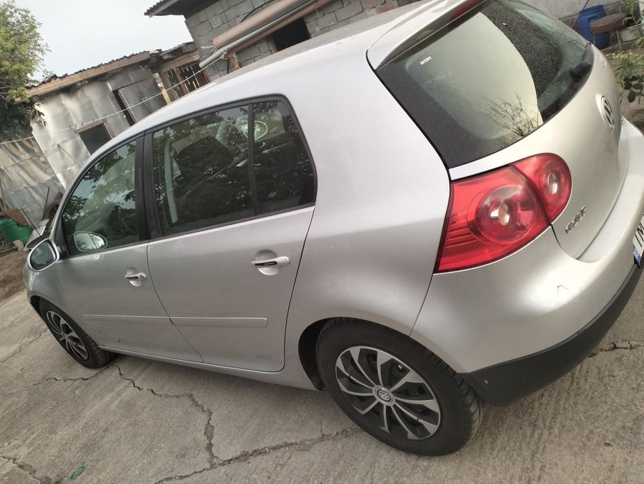 Vând golf 5 perfect functionala