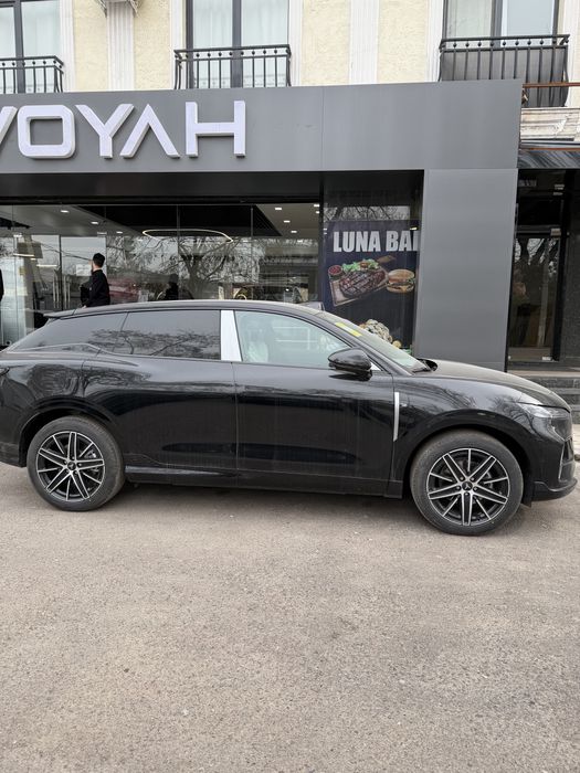 Voyah Courage 2026 Full