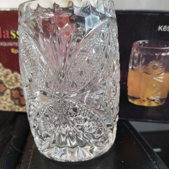 Стаканы в коробке