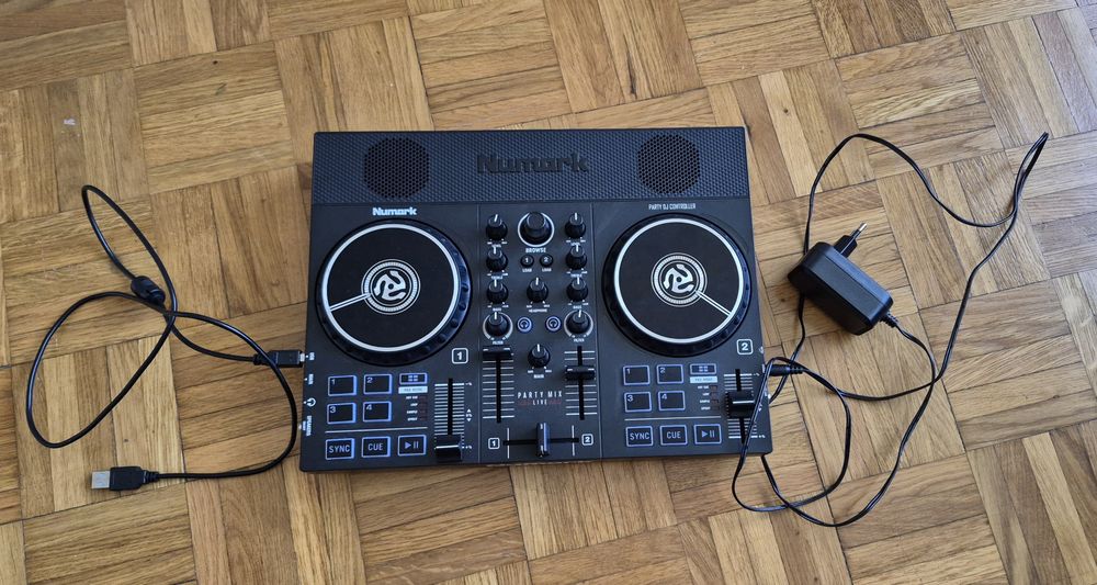 Numark Party Mix Live