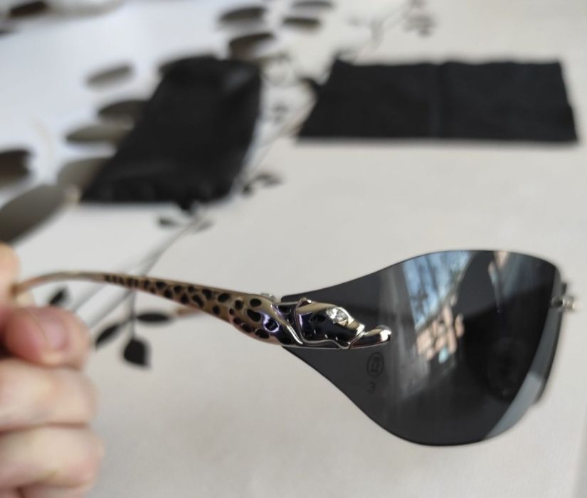 солнцезащитные очки Cartier de Panthere