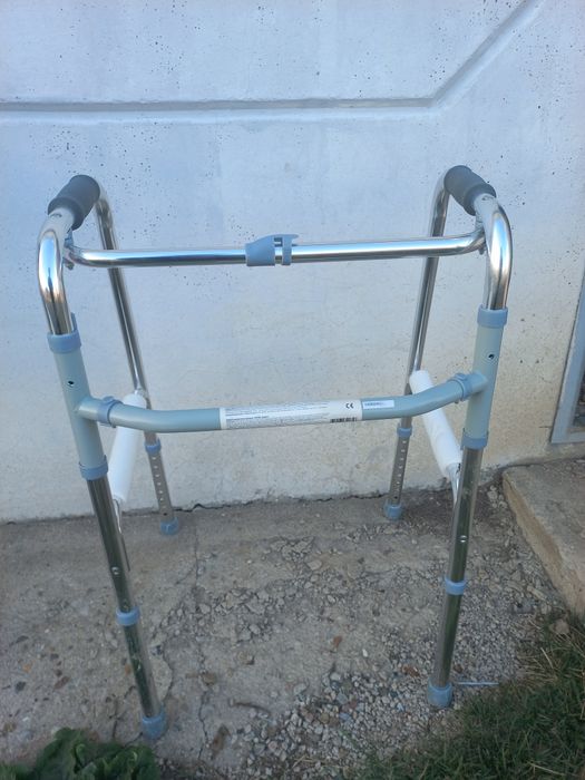 Костыли /ходунки для взрослых