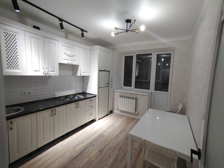 Сдам 2 ком квартиру батыс 2