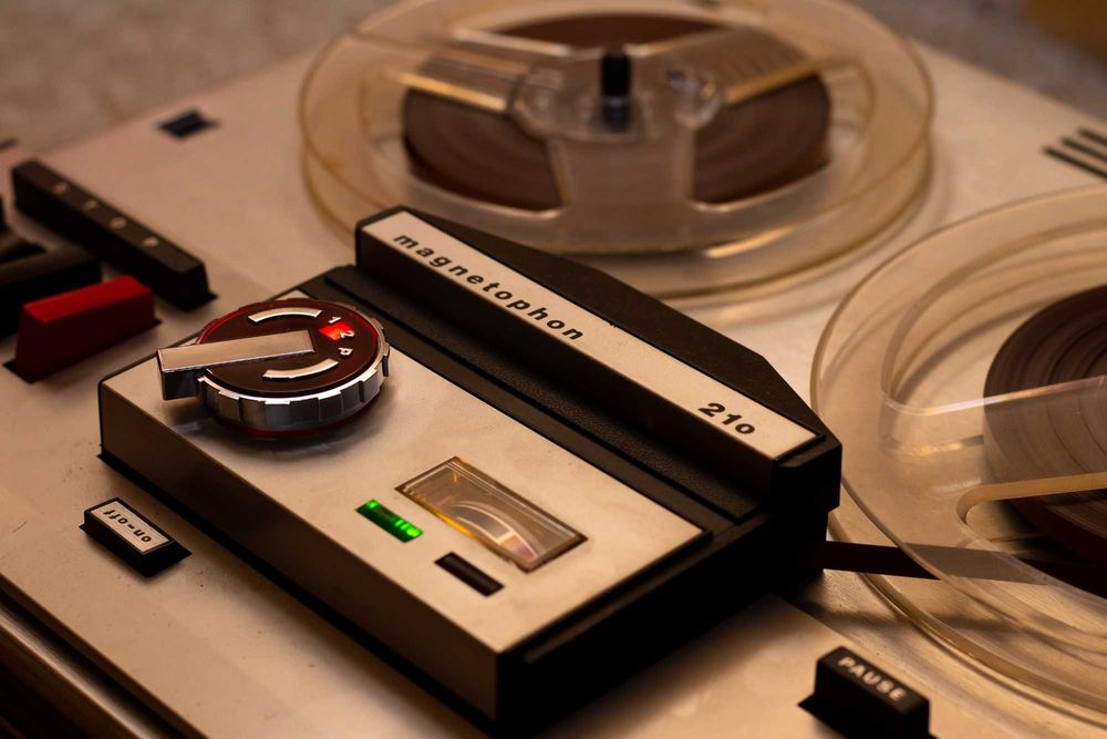 Magnetofon Telefunken 210