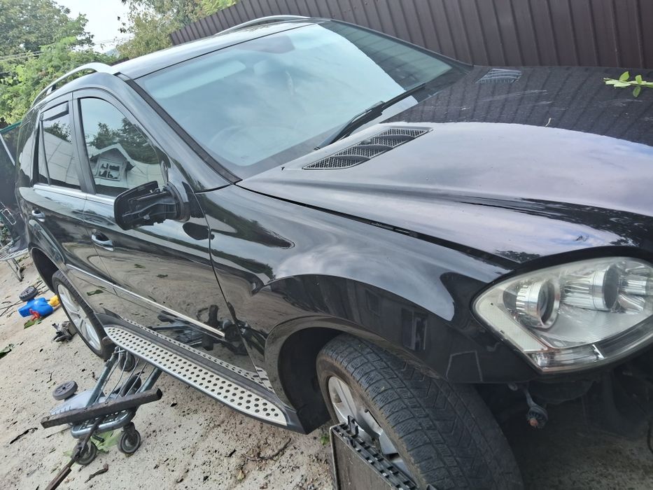 Fuzeta stanga dreapta mercedes ml w164