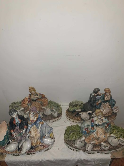 Bibelouri portelan statuie capodimonte