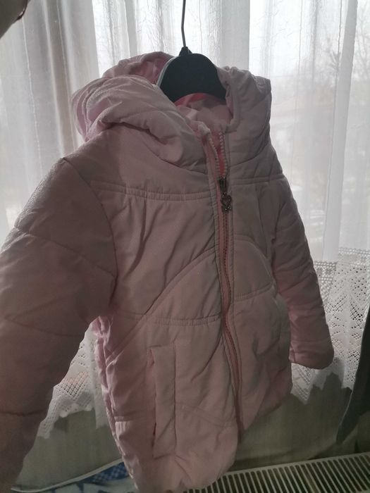 Розово яке момиче