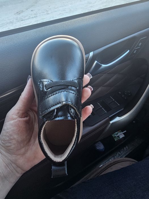 Продам децкую обувь