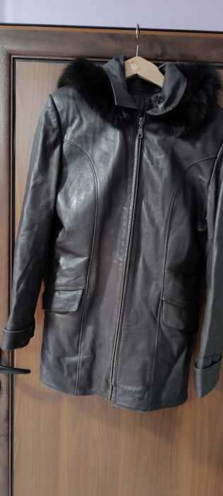 Дамска кожена шуба