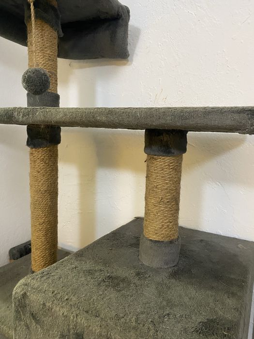 Продам домик для кота