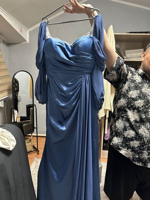 Продается платье