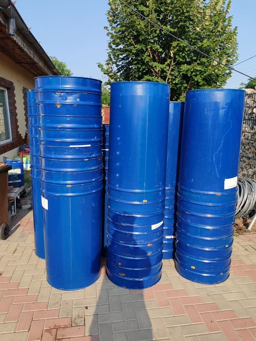 Vând butoaie pentru depozitarea cerealelor