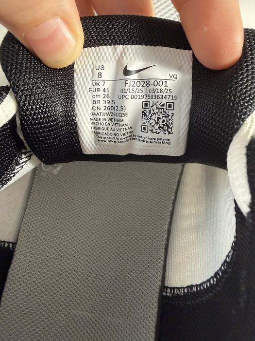 Nike Zoom Vomero 5