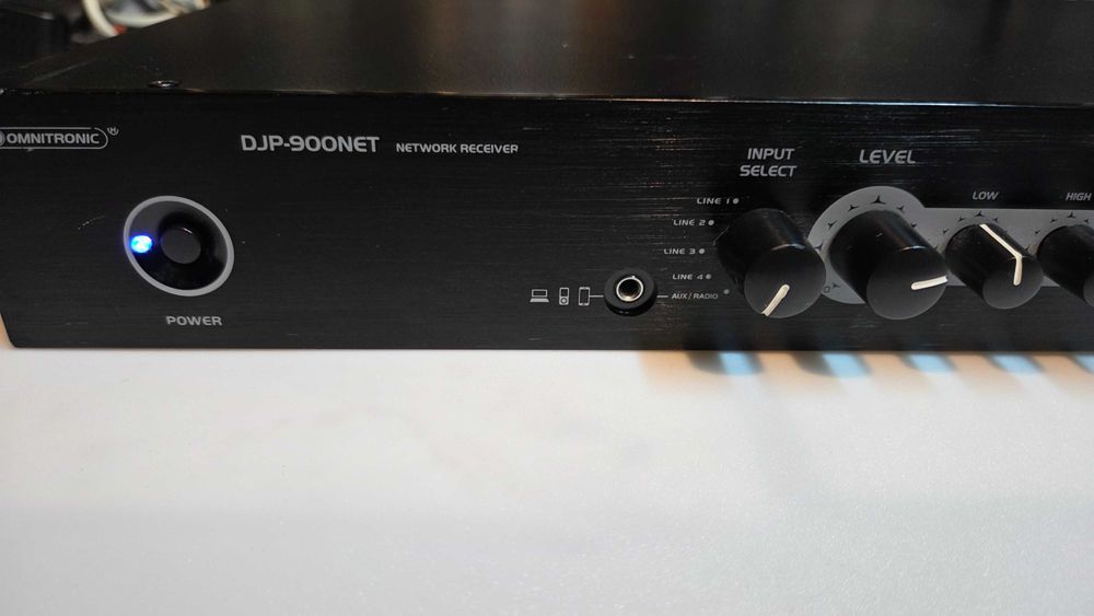 Omnitronic DJP-900NET Class D Amplifier with bluetooth, Internet Radio