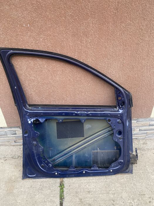 Vand roti polo 9n  de iarna. R14 + Usa din stanga fata (sofer)