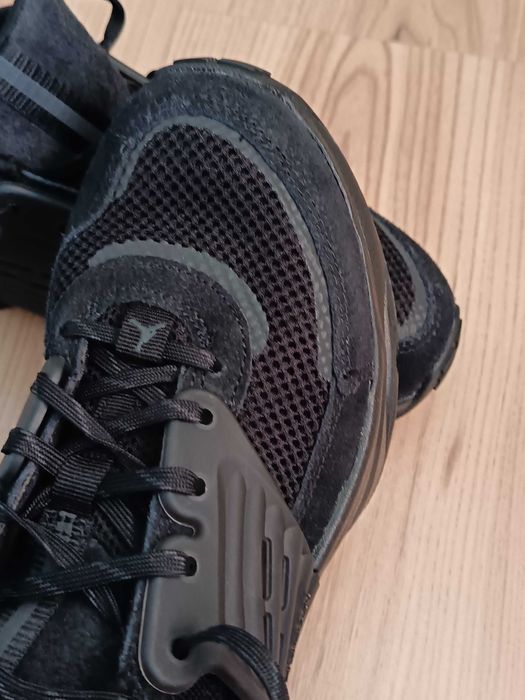 Jordan маратонки 38,5 номер. Нови