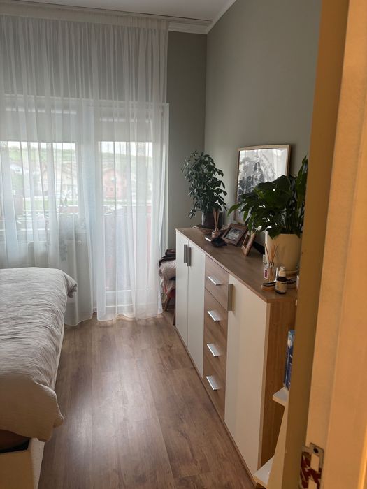 Vand apartament 2 camere