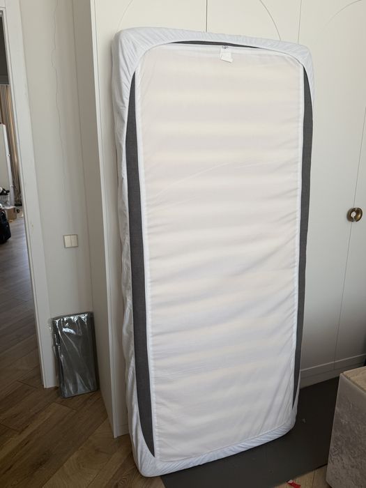 Продам матрас Askona