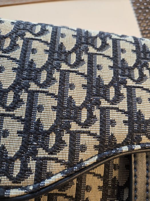 Налична Dior топ качество