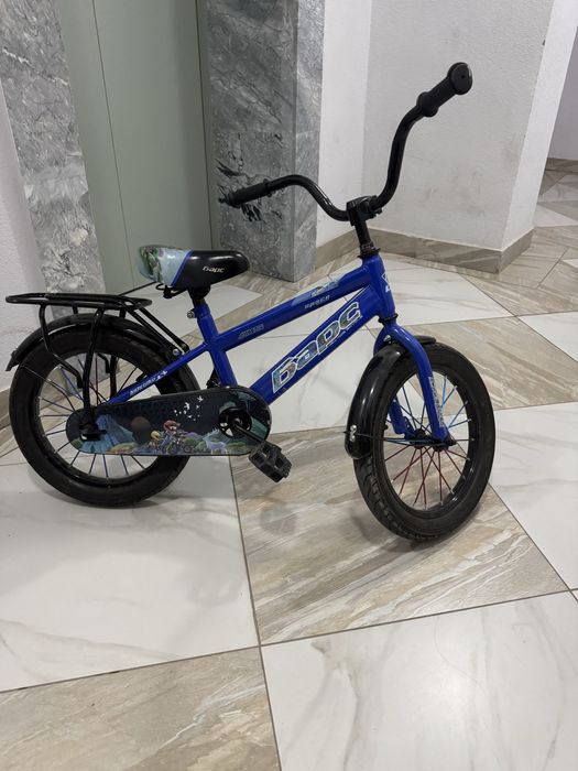 Продам детский велосипед на 5-8 лет