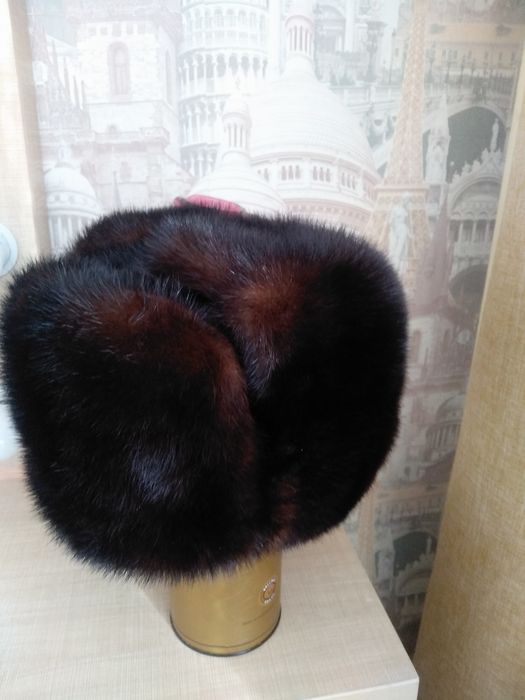 Шапка мужская бутафория