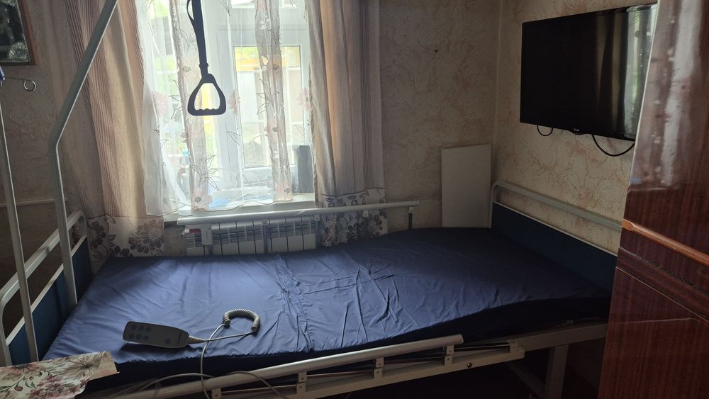 Кровать медицинская