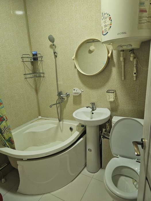 Срочно продаётся 1 комнатная квартира в городе Чирчике