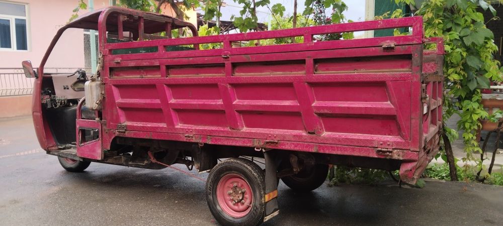 Zudlik bilan zonlon munis motorol sotiladi binzinlik arzon