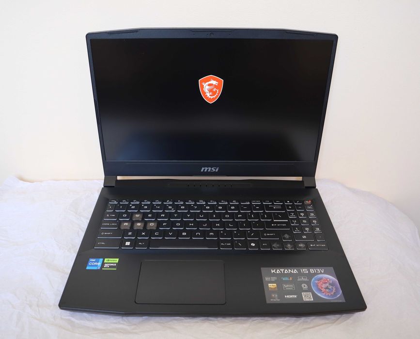 MSI KATANA 15 B13VEK/i7-13620H/16GB/1TB/RTX 4050 - 6GB