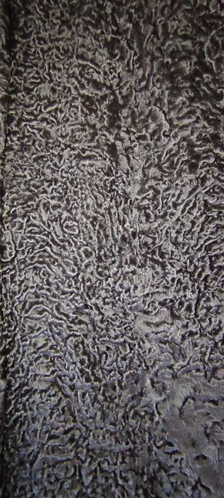 Продам шубу каракуль